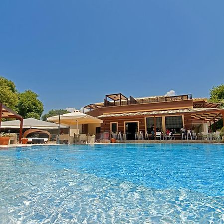 Riviera Perdika Hotel Exterior foto